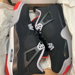 Air Jordan 4 Retro. Never worn!